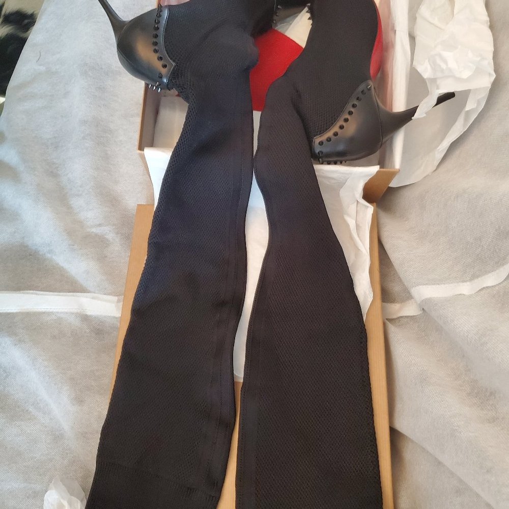 Christine Louboutin 41.5